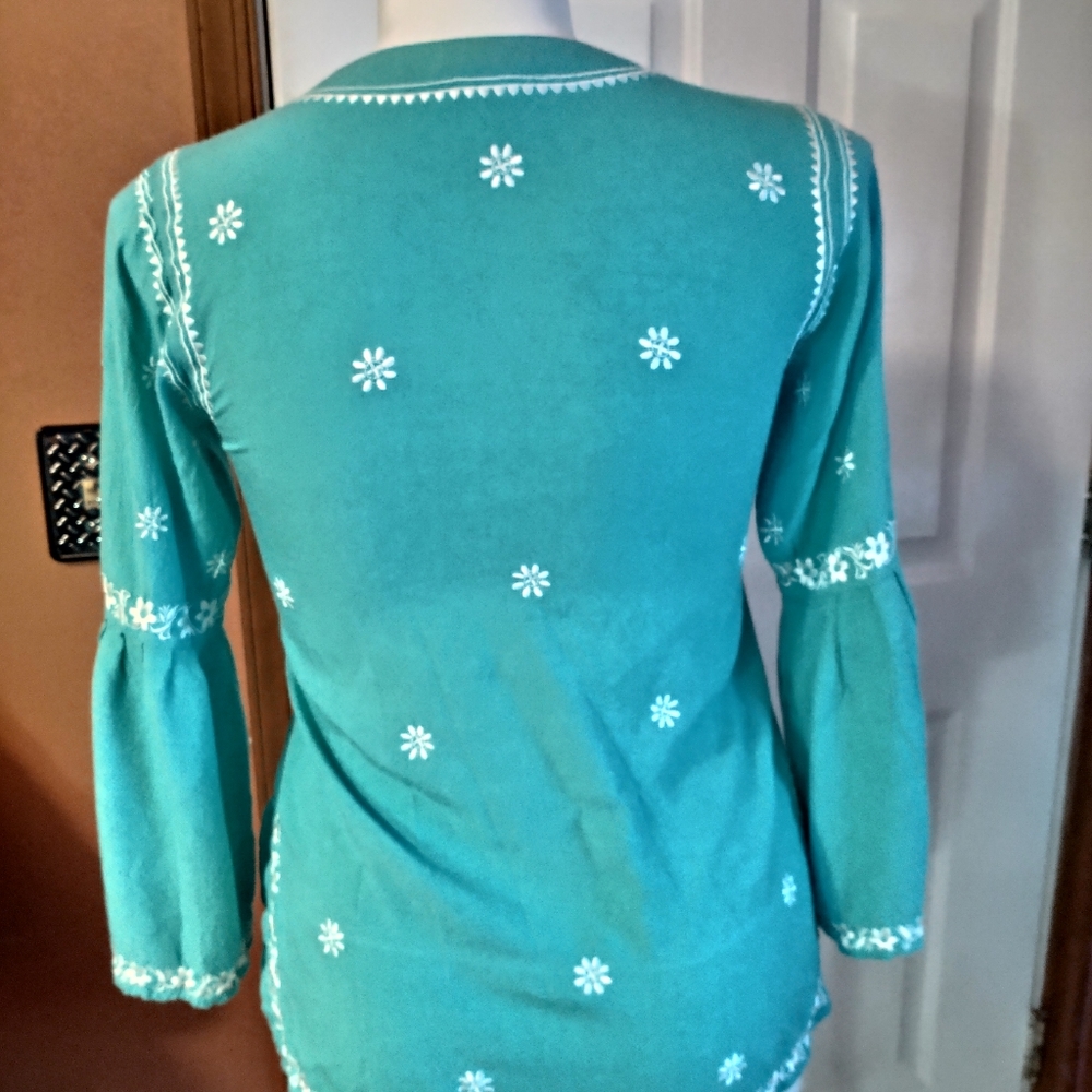 Blouse - Picture 2 of 4